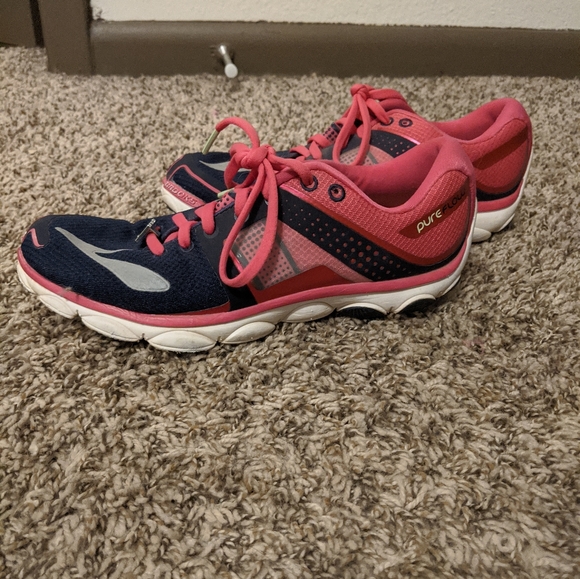 NWOT Brooks pure flow 4 - Picture 2 of 5
